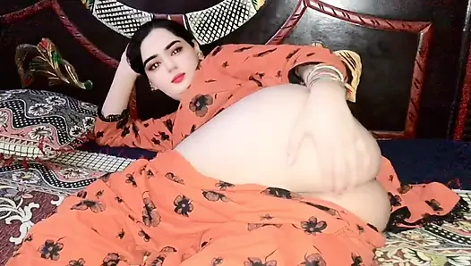 Afghani Girl First Time Taking Huge Cock Shocked and Screaming in Pleasure