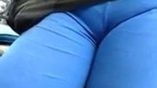 Wow !!! niesamowity cameltoe 18