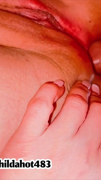 Moje přítelkyně lízala kundičku své kamarádky, když jsem ji ošukal | Klip 2