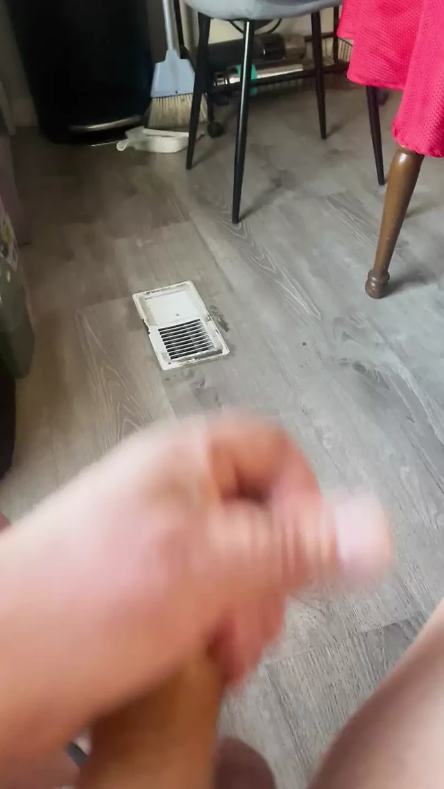 Cumming on Sara’s sweet pussy