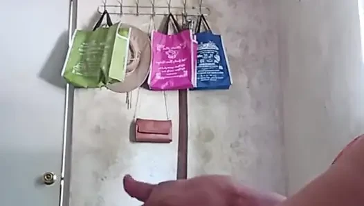 Orgasme mendesak diperlukan ...