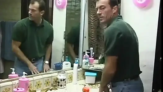 Обжигающая мыльная, трах и сосание в душе
