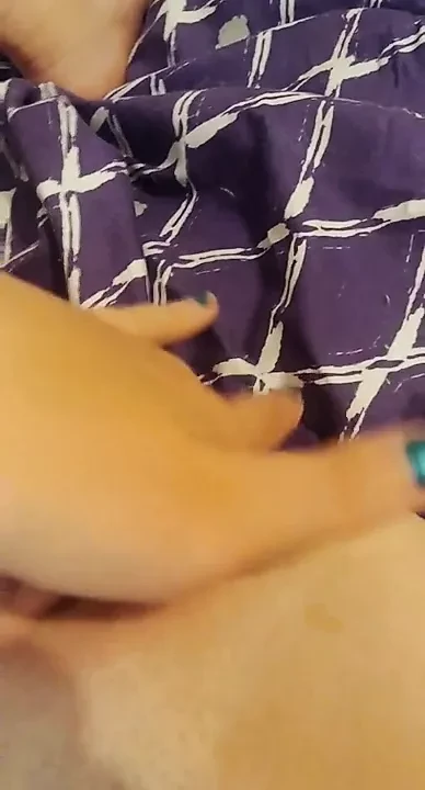 Ash Hall first time posting sent selfie fingering pussy