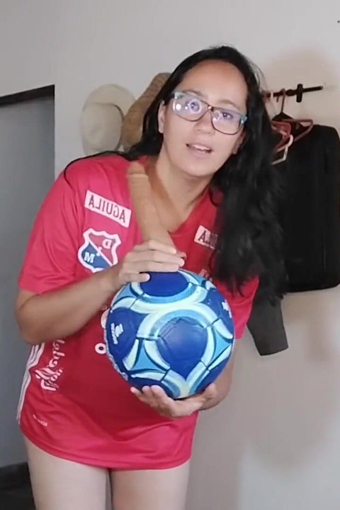 Colombian whore plays soccer and they end up in a happy ending