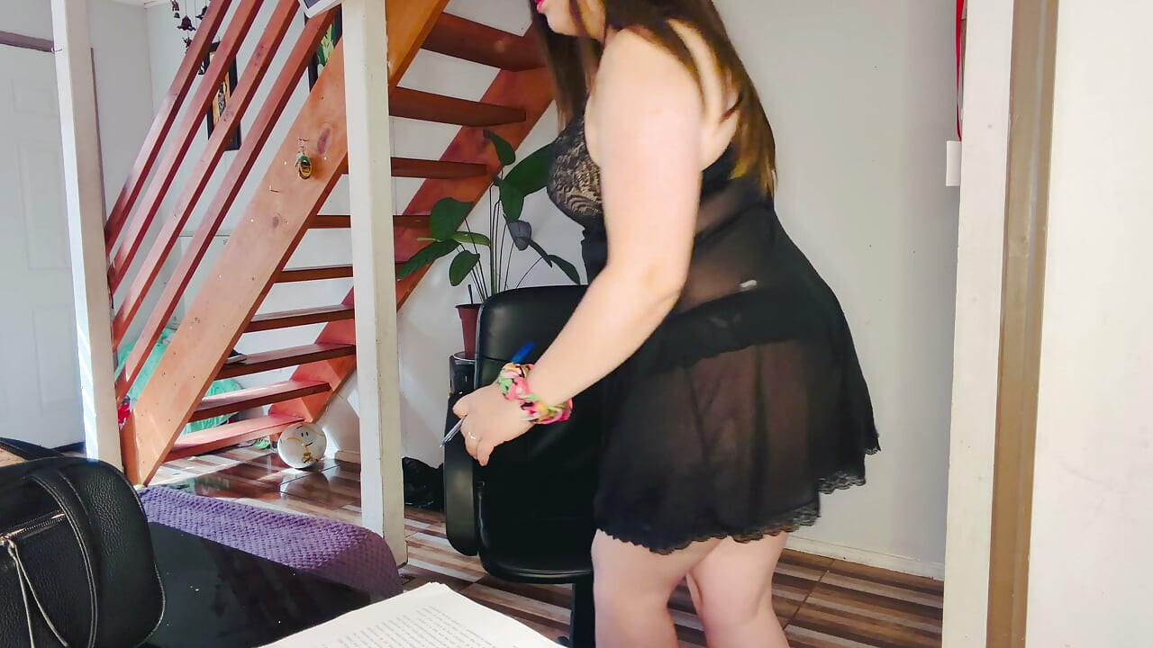 Latina in the office starts dancing sensually and shows off her big ass.