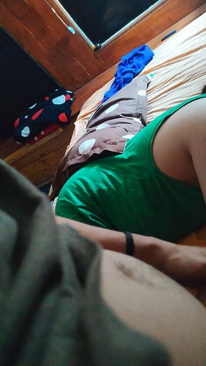I cum on wife face while she rest