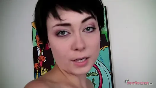 Zoe voss nyepong kontol dengan sensual dan pemalu!