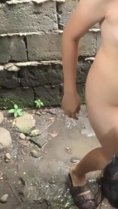 Must-share moment from "Taking a bath outside our house"