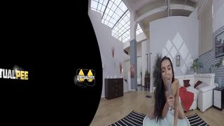 VR porn with Amanda Estela who sucks and fucks a glass dildo