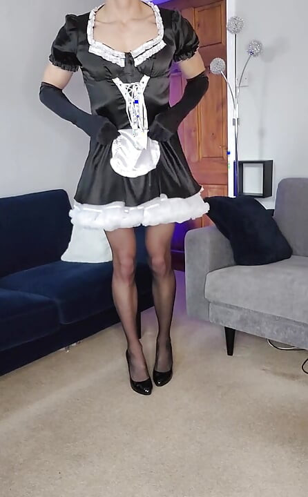 Σας αρέσει η στολή καθαρισμού μου;