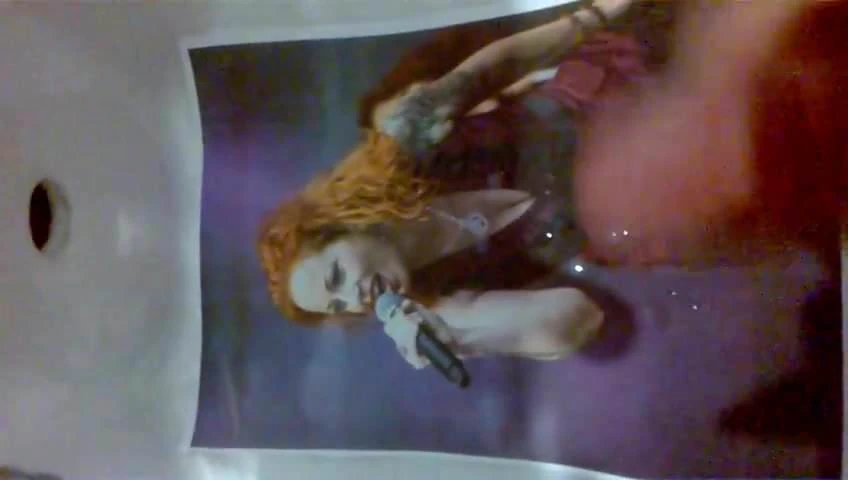 Cum on Anneke van Giersbergen