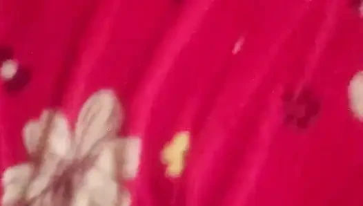 Сексуальная подруга Queen4Desi, секс горячей домохозяйки на публике