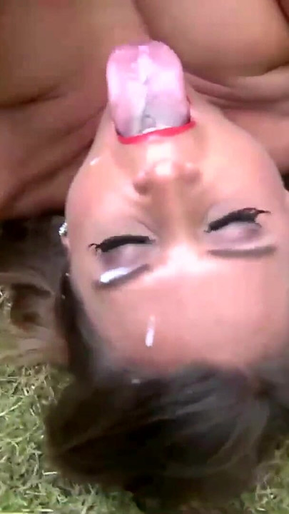 Spännande ögonblick från "SexySusi milf liebt dicke Pimmel"