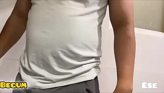 Hintli kadın elektrikçi tarafından sikiliyor