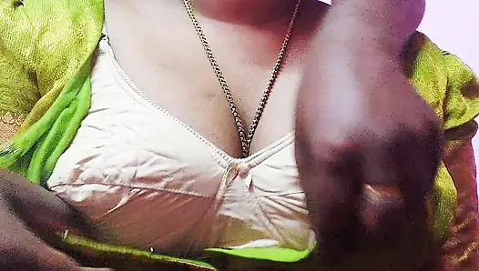 Kamuk sutra si tante seksi india zoya dientot habis-habisan sampai mengerang keenakan.