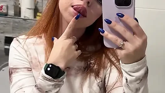 Aku adalah gadis nakal yang merekam diriku sendiri