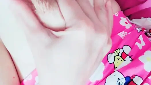 Arabian Pink Pussy Close-up masturbating