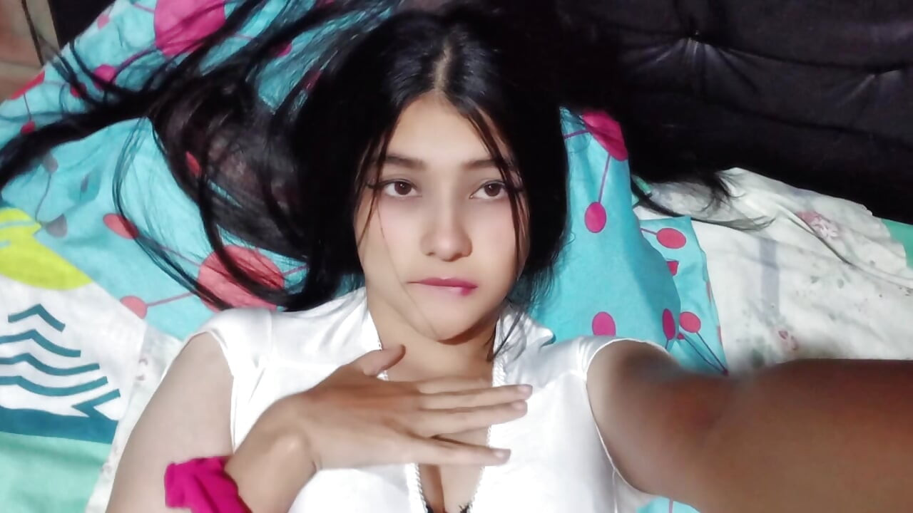 I catch my 18-year-old stepsister masturbating in her room and I can't help but want to go in