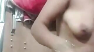 India esposa en perrito sexy del pueblo en video de sexo
