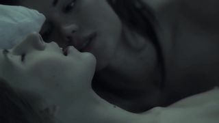Krystal boyd，小任性，蓝色天使 - 女同性恋3P
