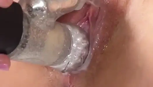 Он Вырывался Из Моих Пальцев И Громко Стонал