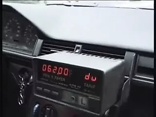 Prekrasna evropska zvezda jebena u autu