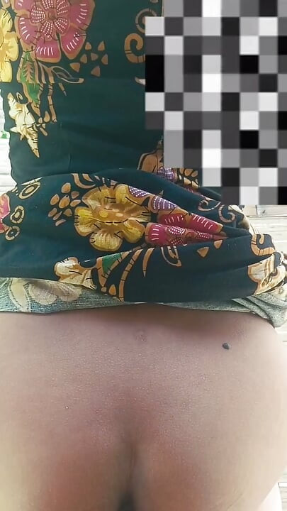 Cute girl first time losing virginity. Very painful hardcore sex. Village school girl sex. bro vabi sex