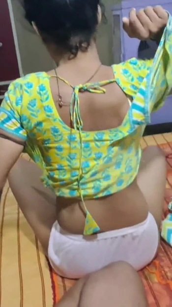 Epic moment from "Bhabhi ki aisi chudai nahi huyi pehle kabhi"