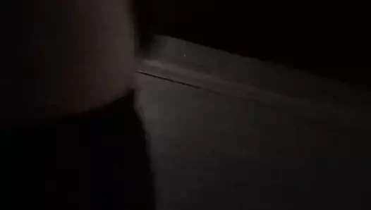 hiçbir külot ile kamu mikro etek yürüyüş