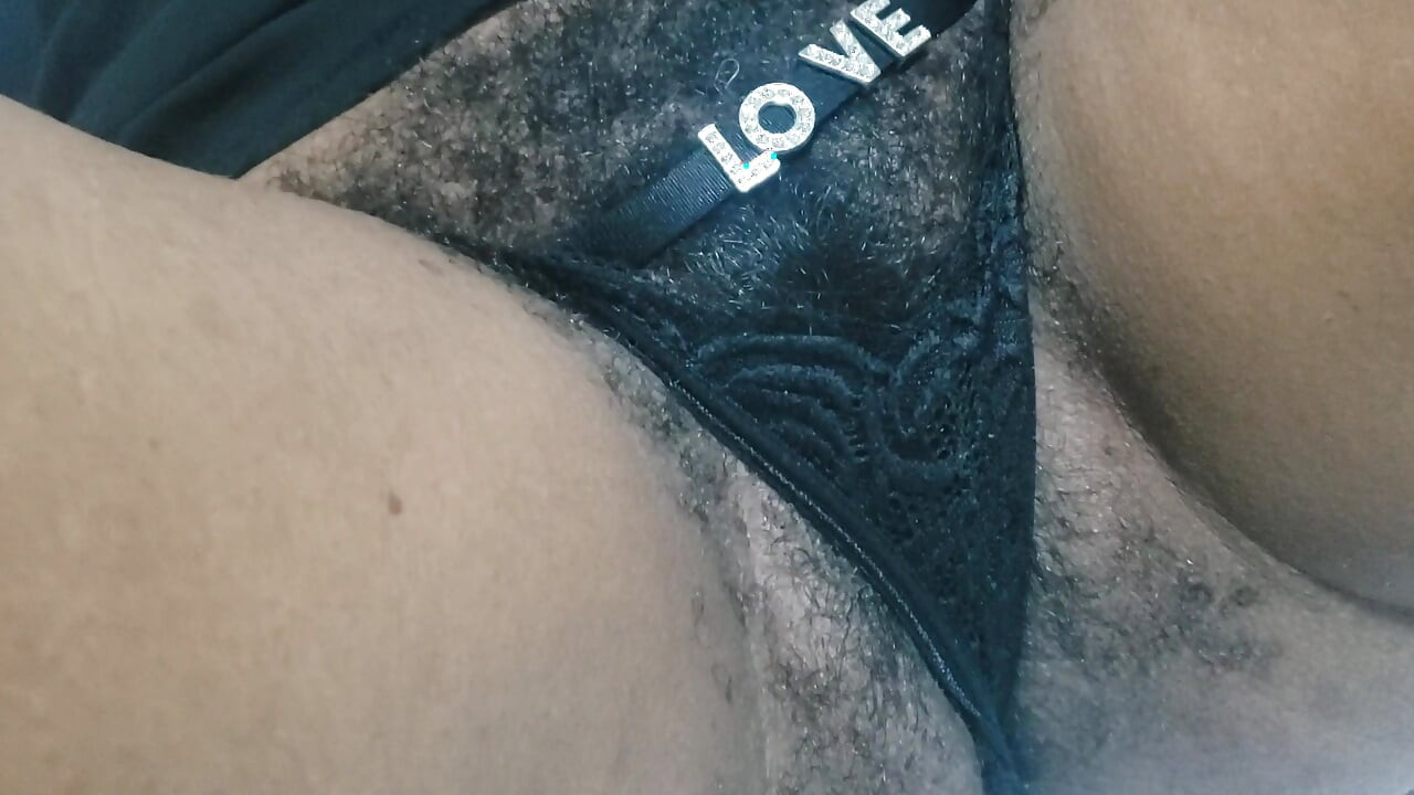 Natural Bush Lover, Hot MILF Hairy Pussy and Adult Amateur Hot Pussies