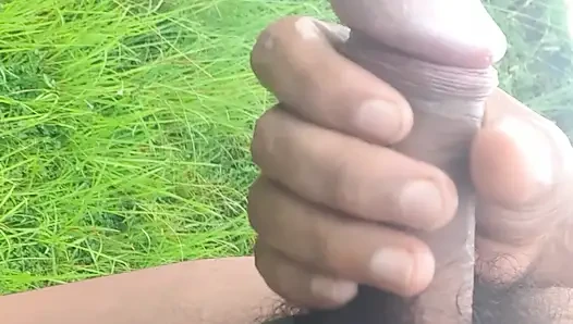 I like to masturbate with my big penis, I wear Indian clothes and towel because it is very hot here and in the heat my penis get