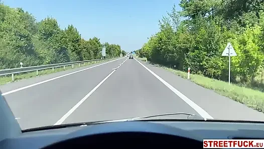 STREETFuck - Ritt auf der Autobahn der Versuchung für Oxana Chic