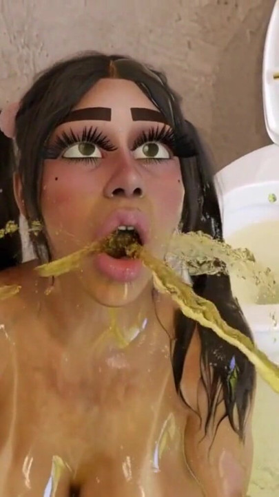 Alayah's pee fun | Clip 3
