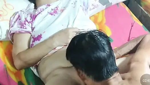 Kemarin aku berkata kepada istriku aku ingin menjilati memeknya