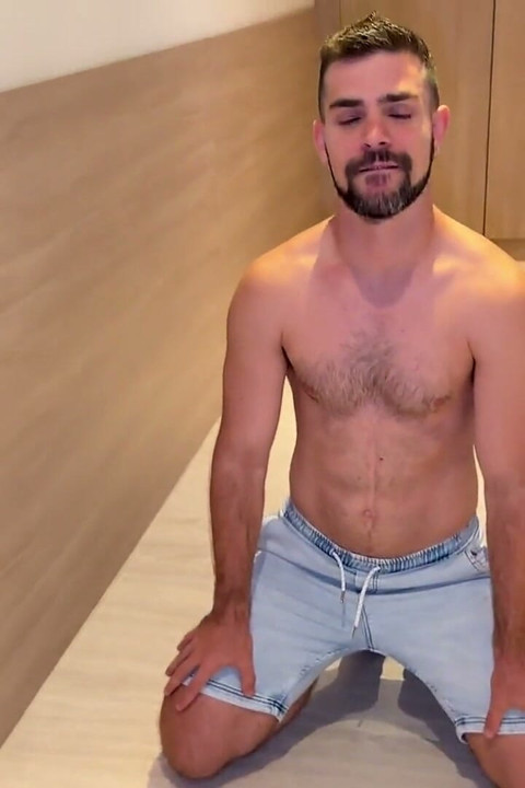 This Greek God Fucked Me in His Hotel