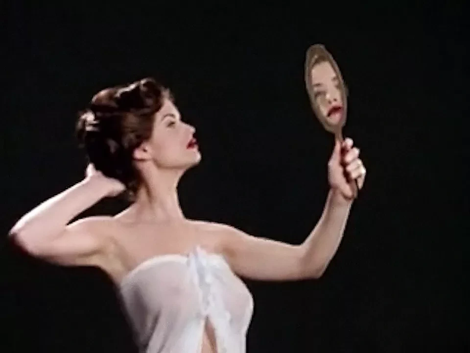 我喜欢做一个女孩 - 复古魅力美女挑逗