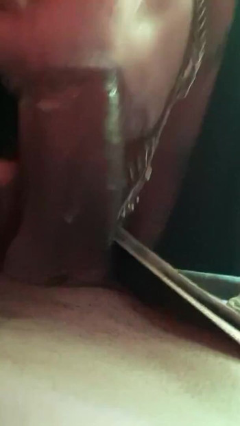 Iconic moment from "Asi Me Recibe Cuando Llego De Trabajar A Lengua Mamada Rica Tragadita De Leche Babosita"