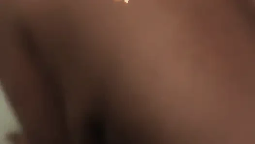 Hintli ateşli evli kadın sevgilisiyle yalnız