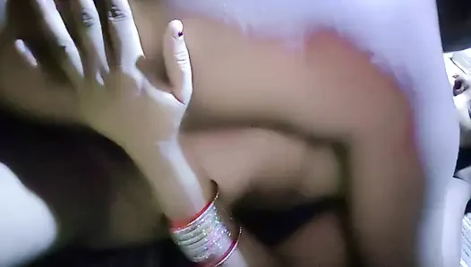 Indian girlfriend getting fucked at night