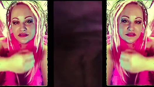 Mastürbasyon yaparken ve sapıklar için 31 çekerken ve 31 çekerken göt deliğini ve taşaklarını kokla