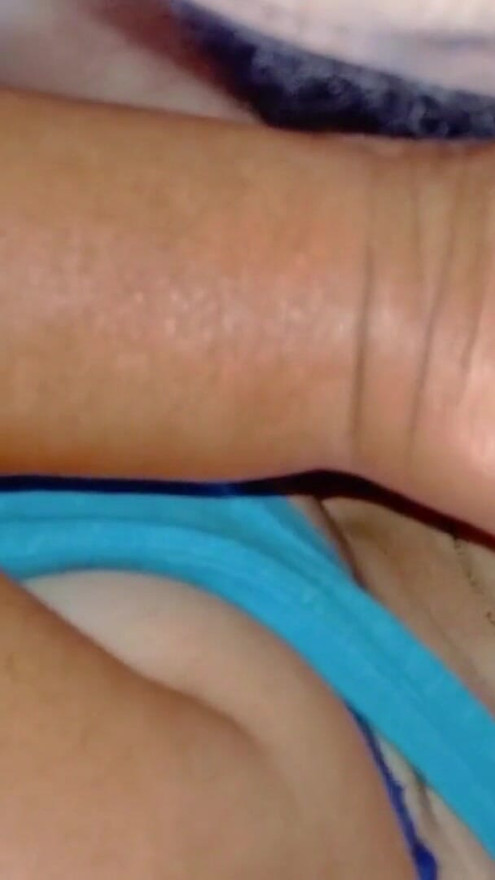 I invite a lady I met at the gym to my house to do some exercises. | Clip 2