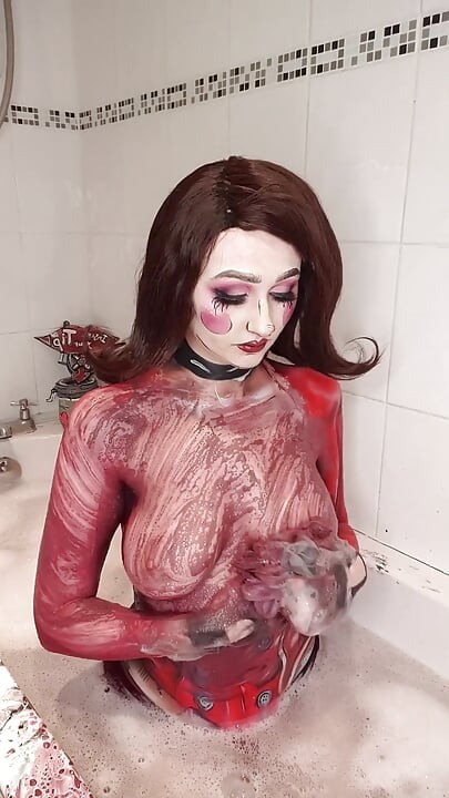 Mad Moxxi Neuredna boja za tijelo Uklanjanje u kadi