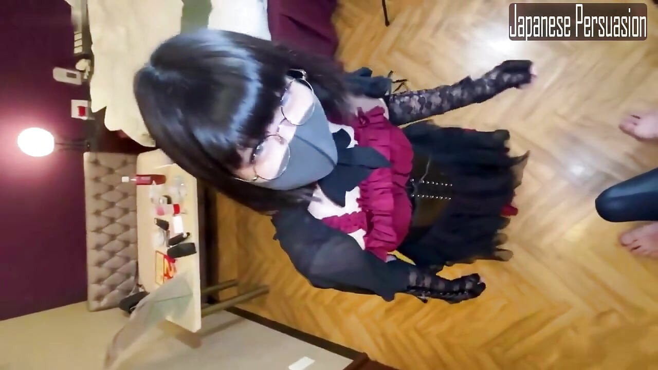 Si cantik devilish glasses dientot tanpa kondeksual sampai dicrot di dalam