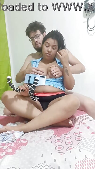 18 year old brunette big saggy tits from New York United States fucking her stepbrother's big dick police