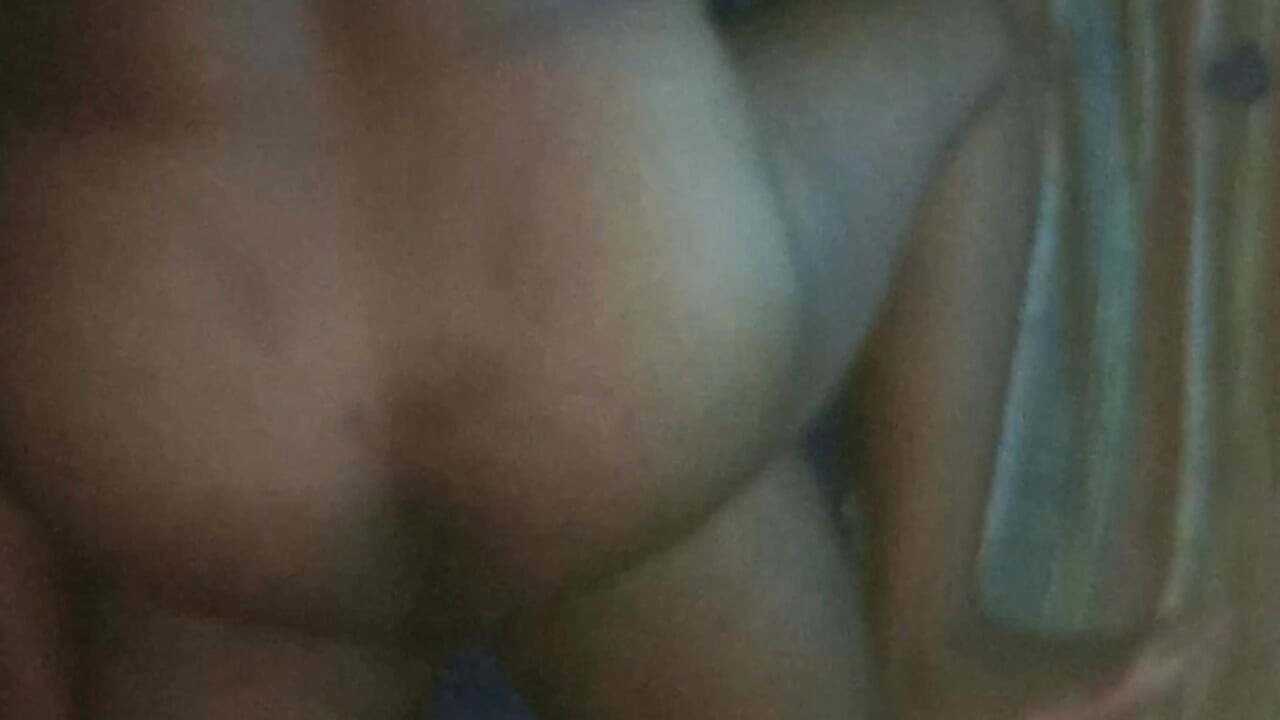 Penisul soțului meu este mic, am nevoie de un penis mare și gros, ai unul?
