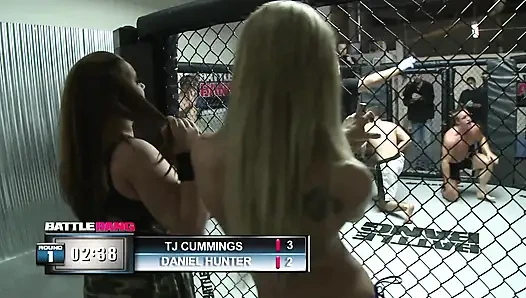 Cewek rambut pirang dengan pantat bahenol suka ngentot pantat dan memek pemenang kotaknya