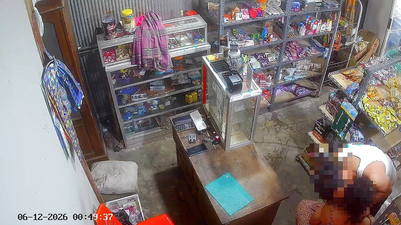 Eu estava no telefone com minha ex-namorada, fui à casa dela