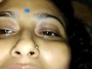 Le tette di Khanki locali vengono succhiate e scopate (bangla audio)