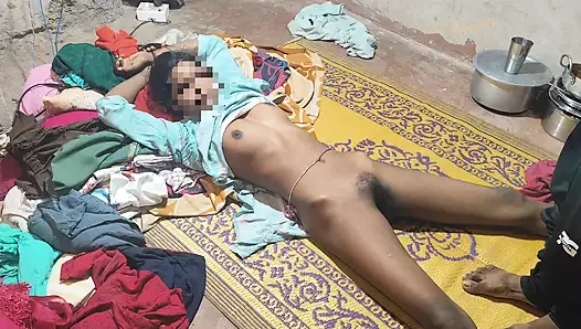 Desi village girl fucked by city boy takes advantage of summer weather in room