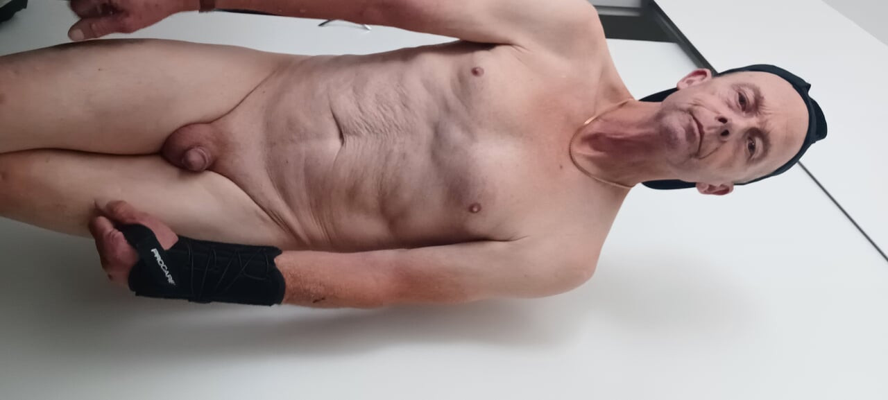 Allen Is Very Verbal About His Tiny Dick And His Fantasy  about Getting Fucked